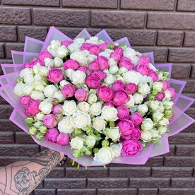 Букет 51 кустовая пионовидная роза