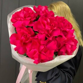 Букет Французские малиновые розы