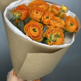 Букет из  ранункулюсов