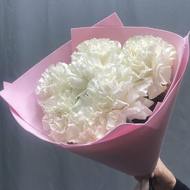 Французские розы в упаковке фоамиран