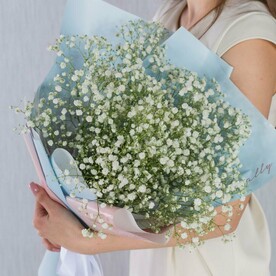 Букет из белой гипсофилы