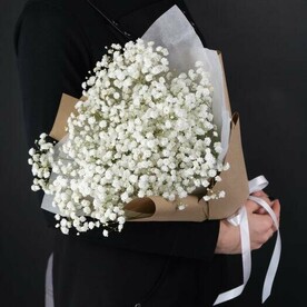 Белая гипсофила в крафте