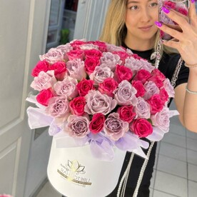 51 роза в шляпной коробке