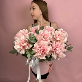 Французские розы в коробке