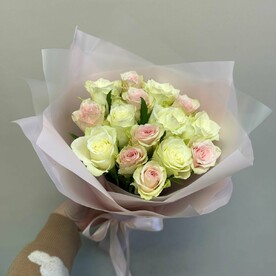 Букет из 15 розочек