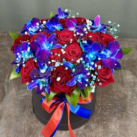 Космическая коробка цветов