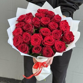 25 красная Роза