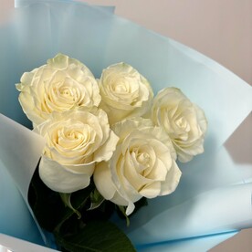 Букет из 5 белых роз Эквадор 50 см, арт: 3108