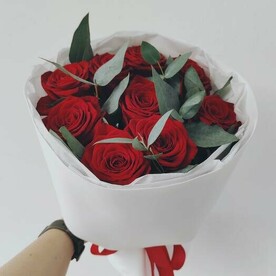 Красные розы