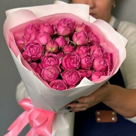 Букет пионовидных роз Мисти Баблс 11шт