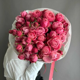 Букет кустовой розы