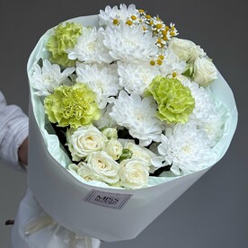 Букет с диантусами Лайм