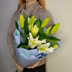 Ароматные лилии