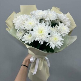 Букет с хризантемами