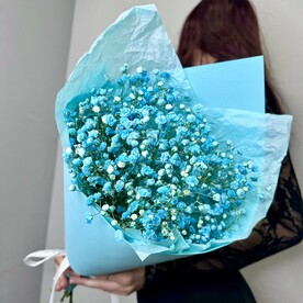 Букет из нежной голубой гипсофилы