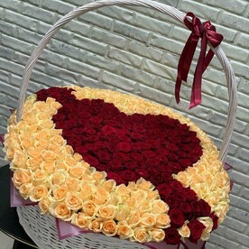 Роза 501 в корзине
