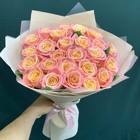 Роза мисс Пигги 25