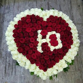 КОМПОЗИЦИЯ С ДНЕМ СВЯТОГО ВАЛЕНТИНА