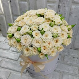 Коробка с розами