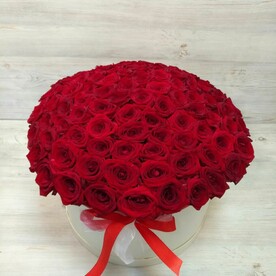 Коробка с розами