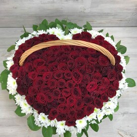 Корзина в форме сердце