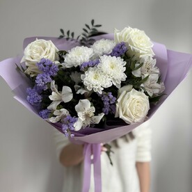 Букет «Ты моя любовь» (розы, хризантема кустовая, статица, альстромерия, зелень)