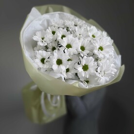 Букет из кустовых хризантем "Ромашка"