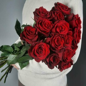 Букет из пятнадцати красных роз