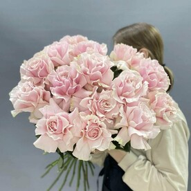 Букет из 15 розовых французских роз