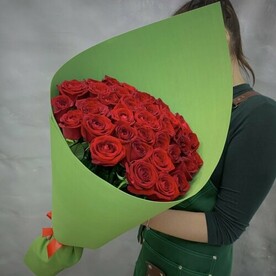 Букет из 35  красных роз