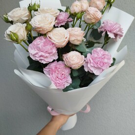 Авторский букет " Нежный поцелуй "