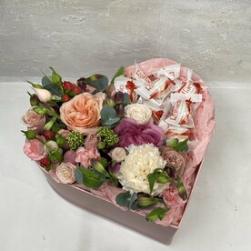 Цветочная композиция Сердце