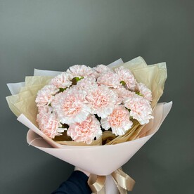 Букет из диантусов "Нежный крем"