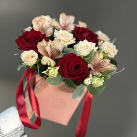 Цветы в коробочке