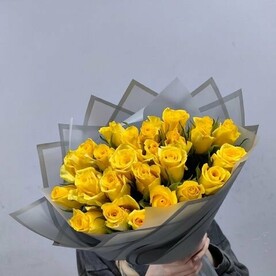 Букет из желтых роз