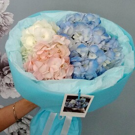 Букет из гортензии