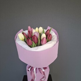 Букет из тюльпанов