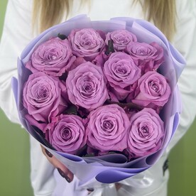 Сиреневые розы 11 шт (50 см)(россия)