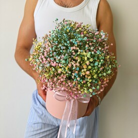 Композиция из цветной гипсофилы 15шт