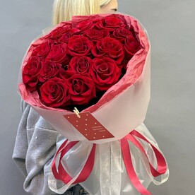 Букет красных роз