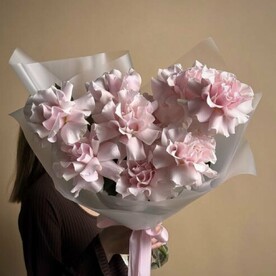 Букет из розовых французских роз