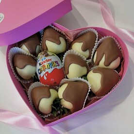 Клубника в двойном шоколаде