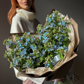 Романтичный букет из голубых незабудок, размер М. Veresk 852