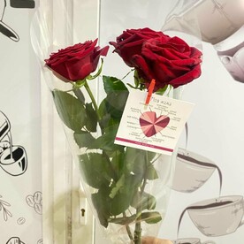 Розы 3 шт