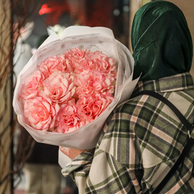 Букет Роз в Английском Роспуске Размера S