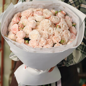 Моно Букет Кустовых Роз