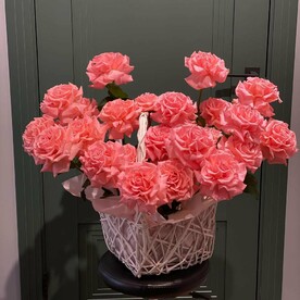 КОРЗИНА АЖУРНЫХ РОЗ