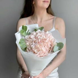 Букет из гортензии