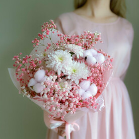 Букет с гипсофилой «Лесная нимфа»