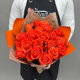 Розы оранжевые Вау в букете 19 шт 50 см Q165